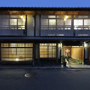 Ryokan Izuyasu Traditional Serving Cuisine ****